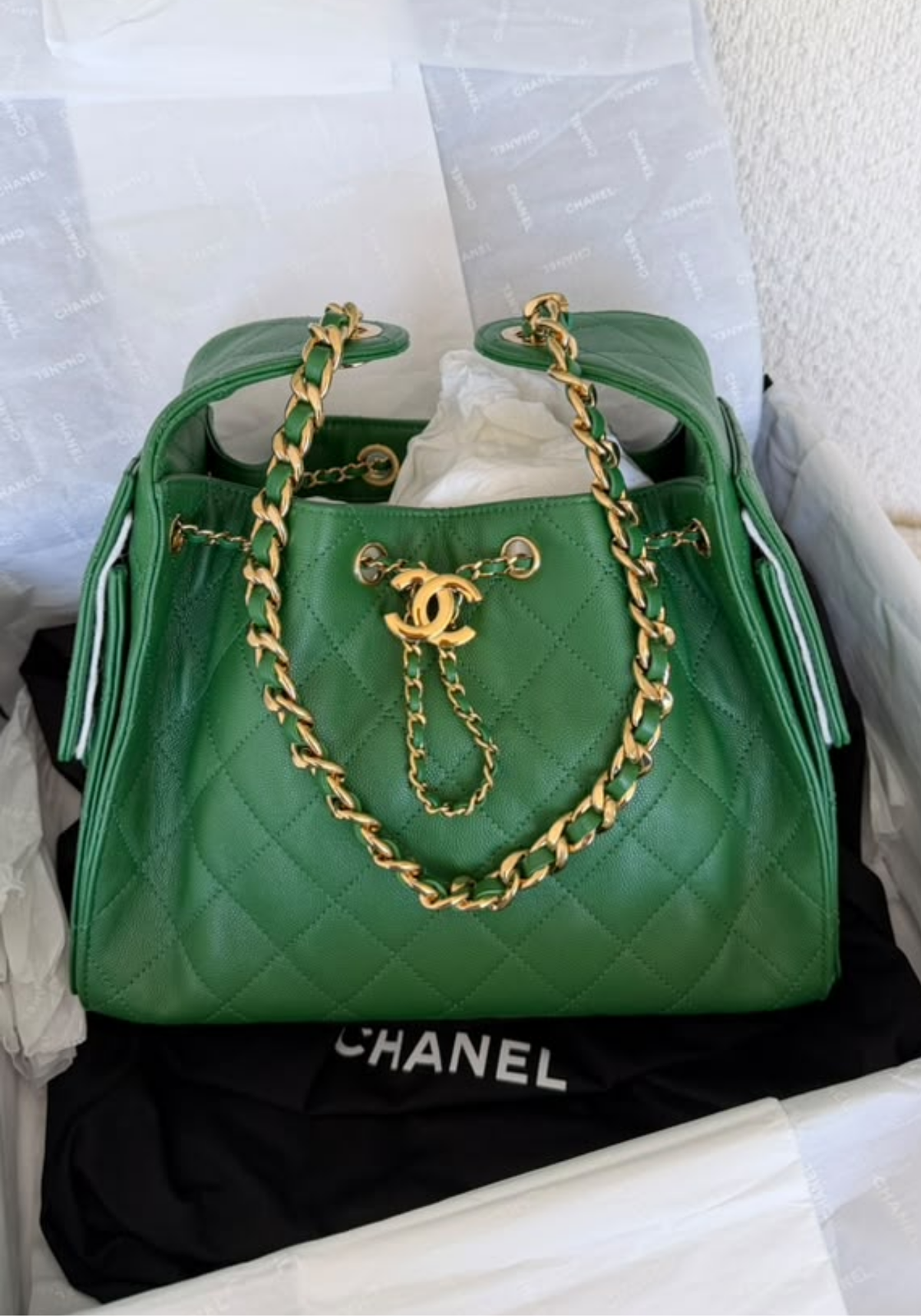 BRAND NEW - 25 Small Hobo Bag