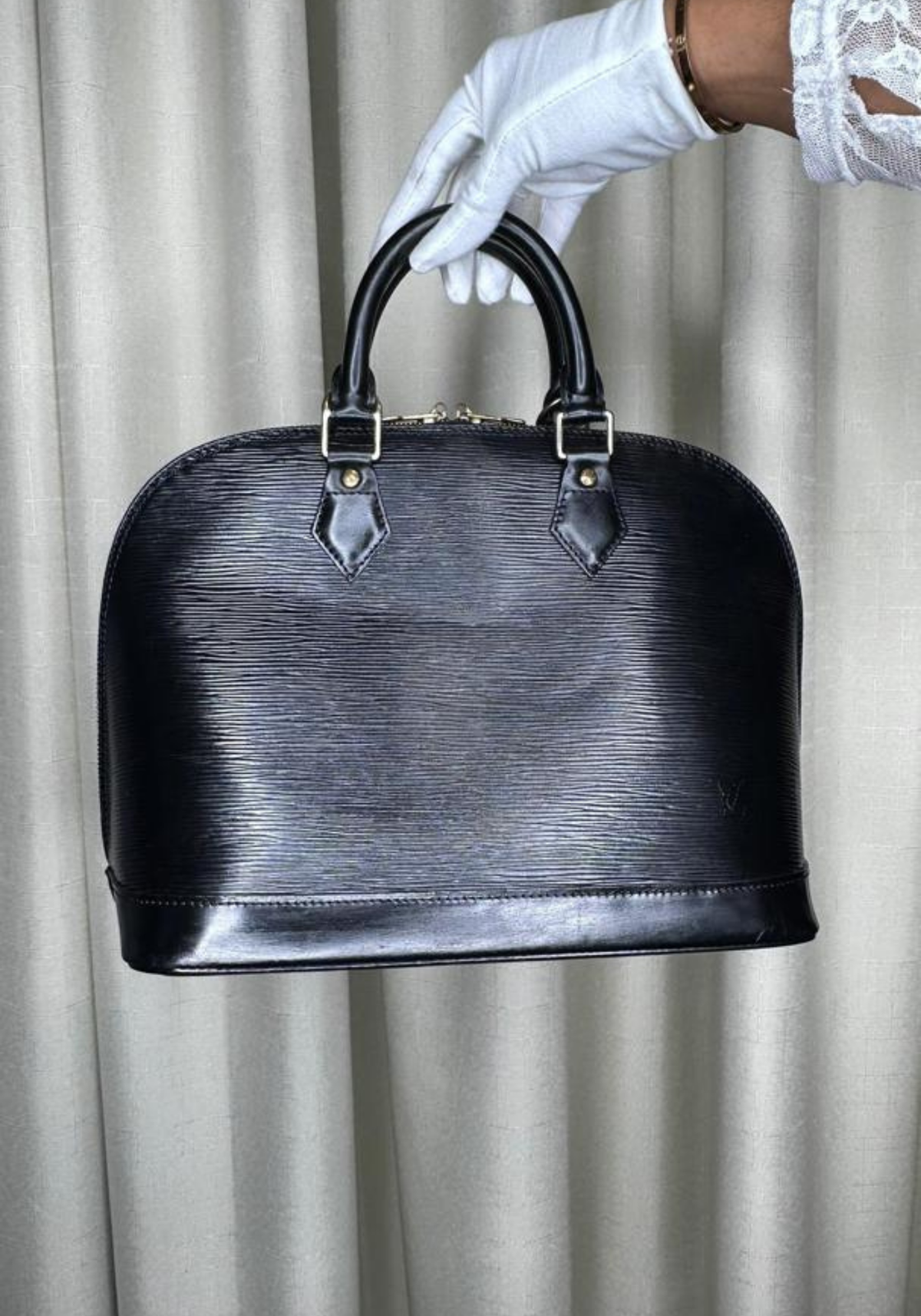 Alma Medium Bag