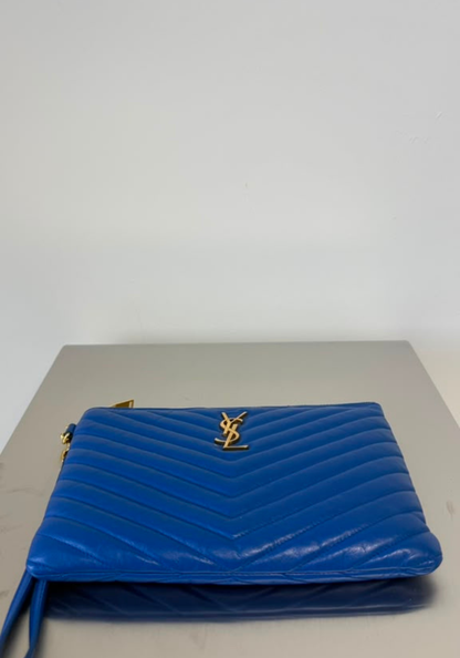 Cassandre Matelassé Pouch