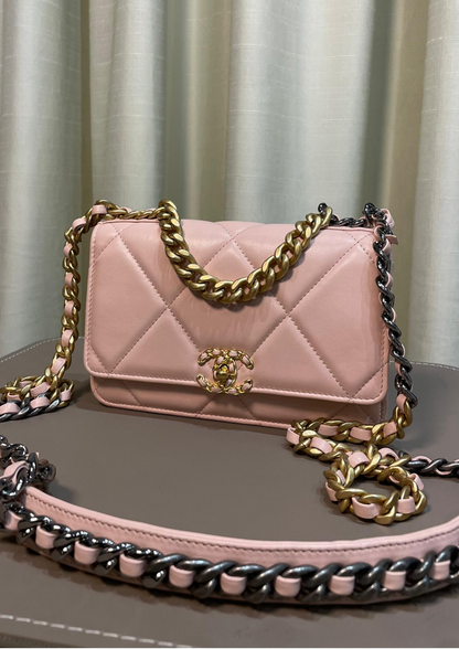 19 WOC Bag