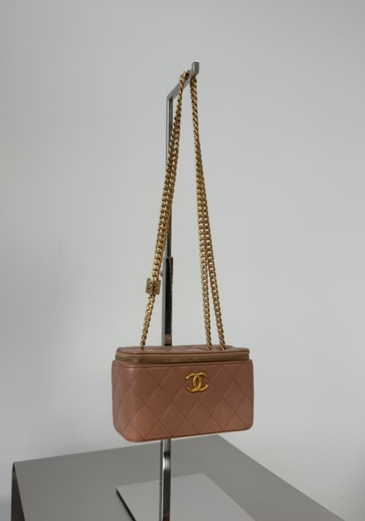 Coco Crush Vanity Case
