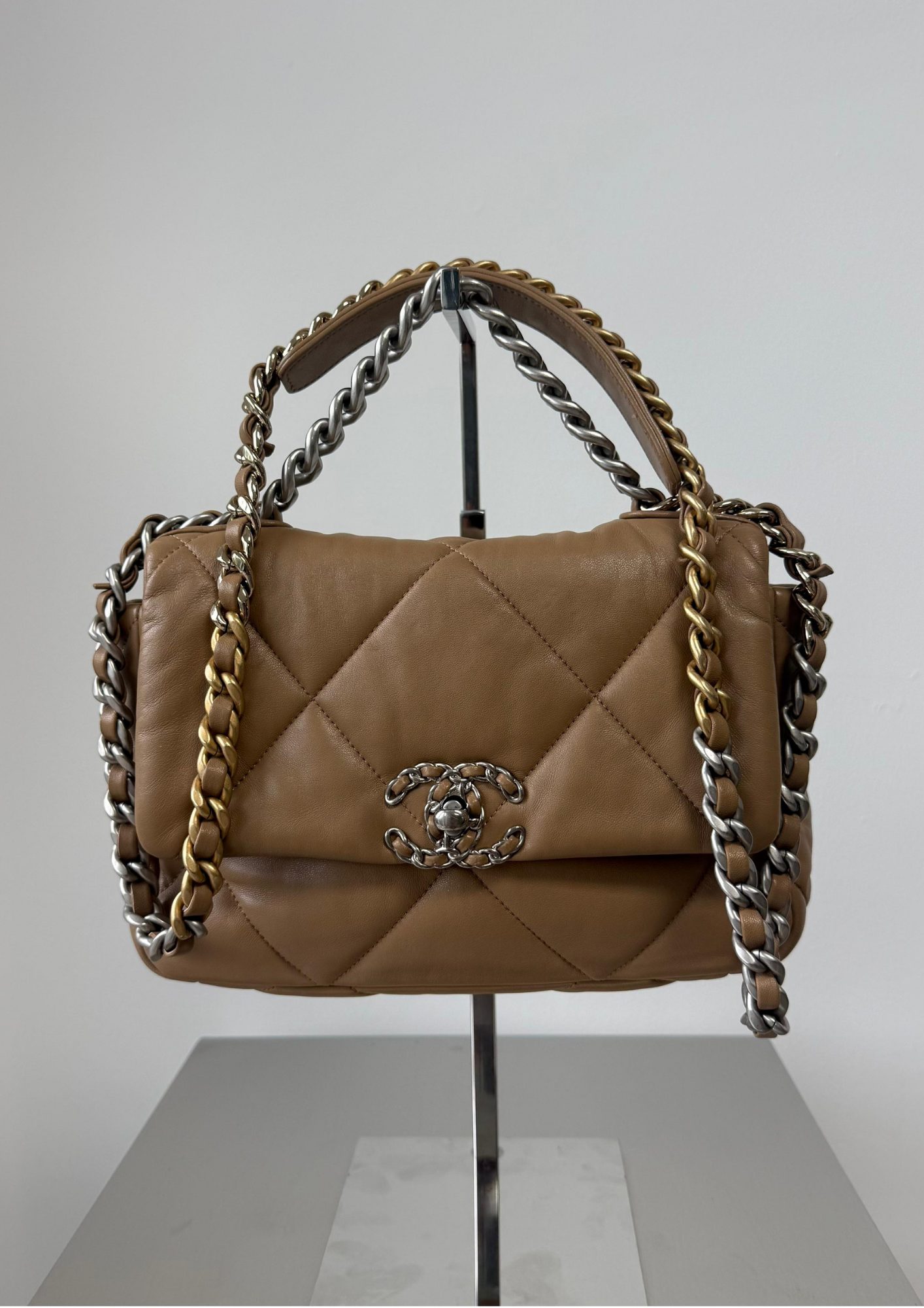 19 Small Flap Bag